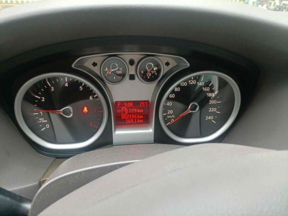 [北京·冀F] 二手福特福克斯2012款 两厢经典 1.8L 自动时尚型