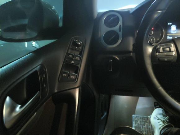 [义乌·沪C] 二手大众途观2015款 1.8TSI 自动两驱豪华型