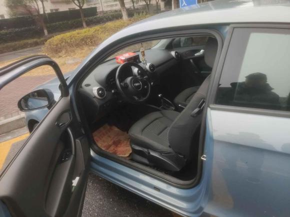 [南昌·赣M] 二手奥迪奥迪A12012款 1.4 TFSI Urban