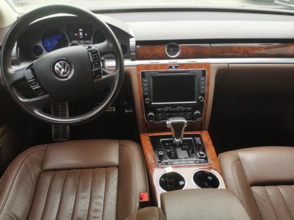 [南通·苏F] 二手大众辉腾2014款 3.0L 商务型