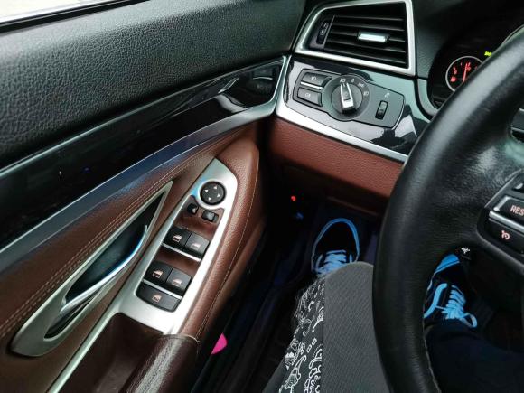 [上海·沪A] 二手宝马宝马5系2013款 520Li 典雅型