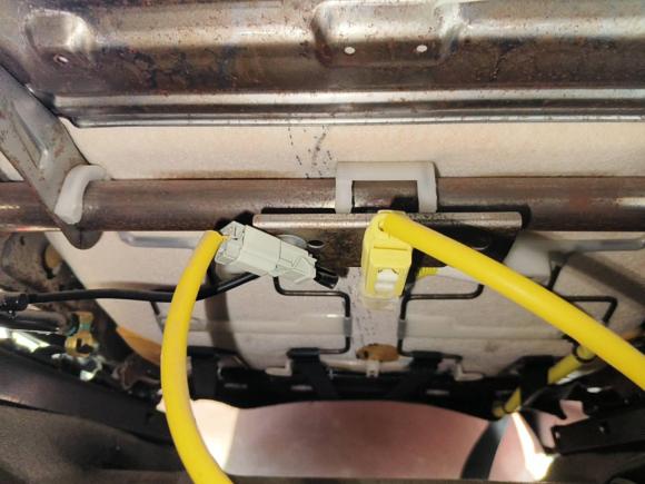 [西安·陕U] 二手奔腾奔腾X402018款 网红版 1.6L 自动互联智酷型