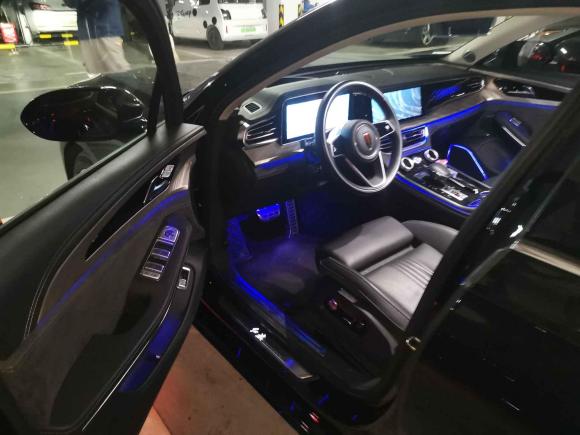 [深圳·粤B] 二手红旗红旗H92020款 3.0T 智联旗畅版