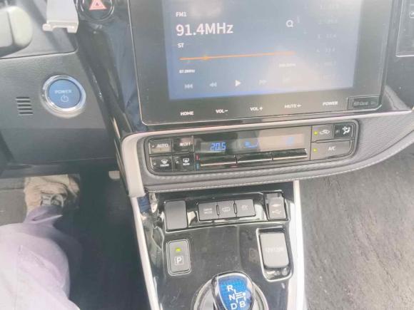 [上海·沪A] 二手丰田雷凌双擎E+2019款 1.8PH V E-CVT豪华版