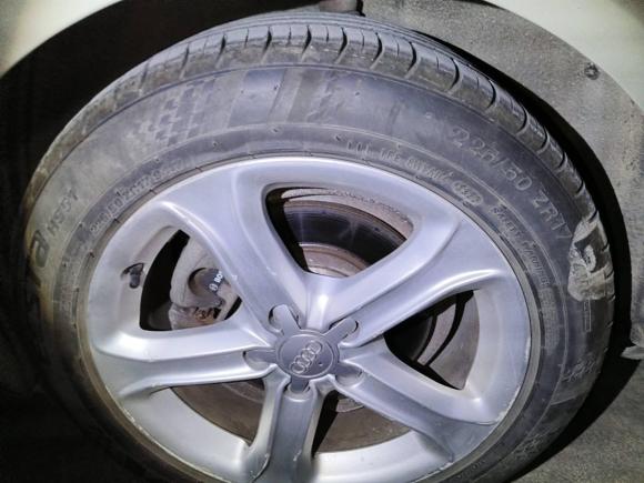 [济南·鲁A] 二手奥迪奥迪A4L2015款 45 TFSI quattro个性运动型