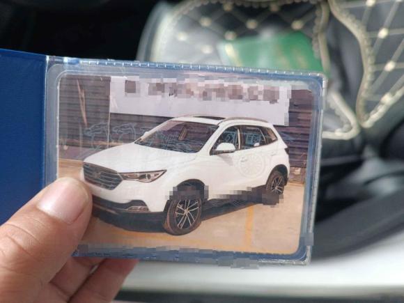 [苏州·闽D] 二手奔腾奔腾X402017款 1.6L 自动豪华型