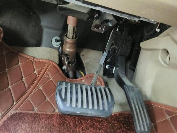 [青岛·鲁B] 二手路虎神行者22010款 2.2 TD4 自动SE柴油版