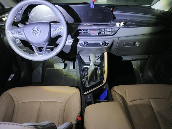 [无锡·苏B] 二手别克别克GL62021款 323T 轻混动互联豪华型