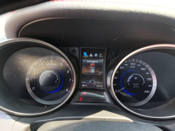 [上海·渝D] 二手长安长安CS752017款 尚酷版 1.5T 手动锋享型