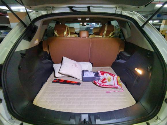 [广州·粤A] 二手纳智捷大7 SUV2013款 锋芒限量版 2.2T 四驱智尊型