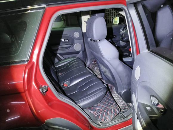 [武汉·鄂A] 二手路虎揽胜极光2014款 2.0T 5门耀真版