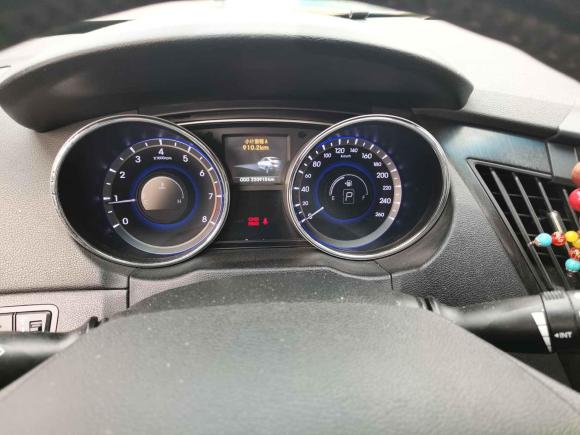 [上海·皖A] 二手现代索纳塔2011款 2.0L 自动豪华版