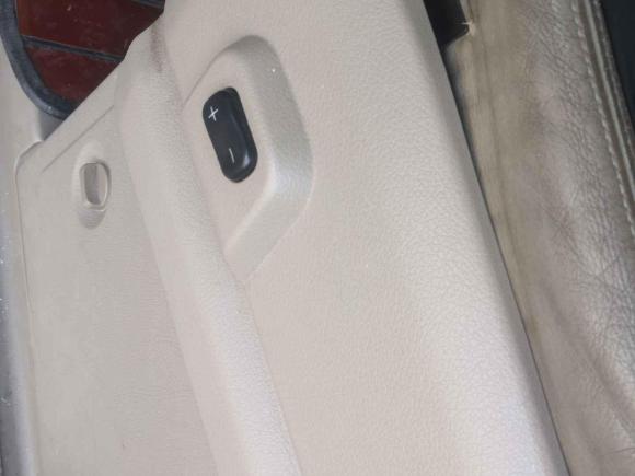 [嘉兴·浙F] 二手奔驰唯雅诺2010款 2.5L 尊贵版