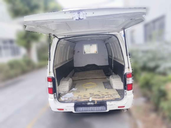 [上海·沪A] 二手金龙龙耀82021款 50厢货平顶