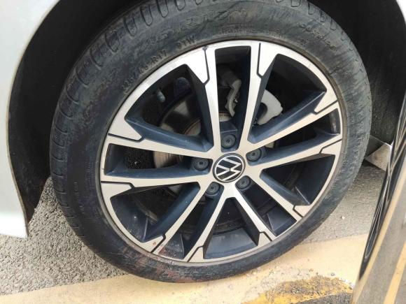 [南昌·赣A] 二手大众高尔夫2016款 1.4TSI 自动R-Line