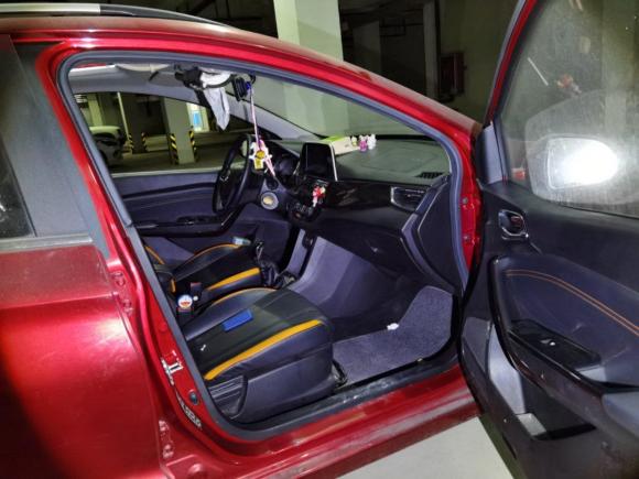 [无锡·苏B] 二手宝骏宝骏3102016款 1.2L 手动豪华型