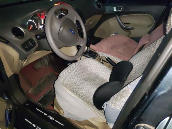 [青岛·鲁B] 二手福特嘉年华2011款 三厢 1.5L 自动时尚型