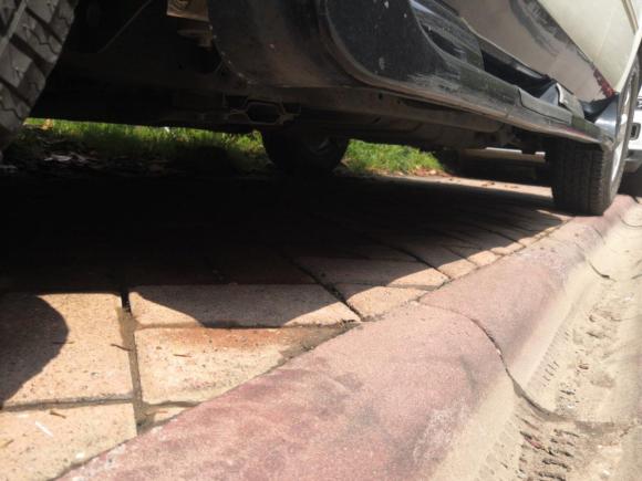 [南京·苏A] 二手双龙爱腾2011款 2.0T 四驱精英柴油版