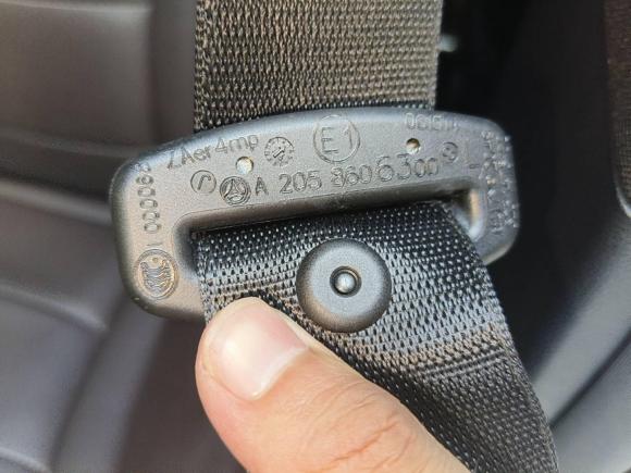 [青岛·鲁B] 二手奔驰奔驰GLC2016款 GLC 260 4MATIC 动感型