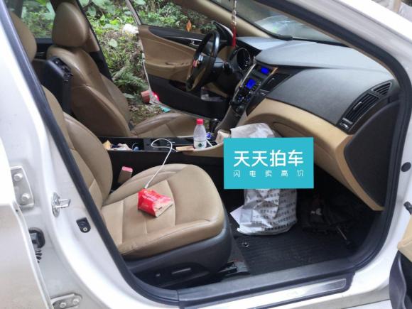 [广州·粤A] 二手现代索纳塔2011款 2.0L 自动豪华版
