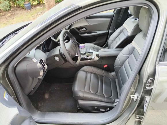 [上海·苏U] 二手雪铁龙凡尔赛C5 X2021款 1.6T 势不凡