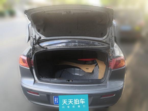 [佛山·桂A] 二手三菱翼神2010款 致尚版 1.8L 手动豪华型