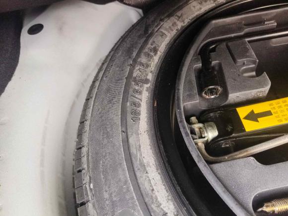 [杭州·浙A] 二手标致标致20082014款 1.6L 自动潮流版