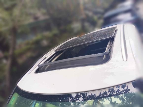 [成都·川A] 二手众泰众泰T3002018款 1.5L CVT尊享型