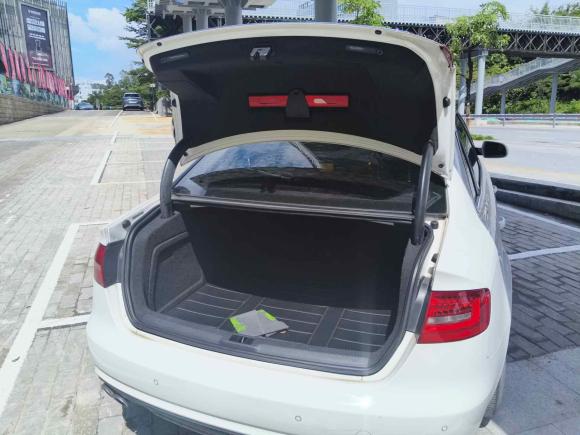 [深圳·粤B] 二手奥迪奥迪A4L2015款 35 TFSI 自动标准型