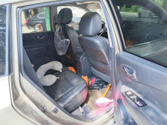 [台州·浙J] 二手雷诺科雷傲2014款 2.5L 四驱舒适版