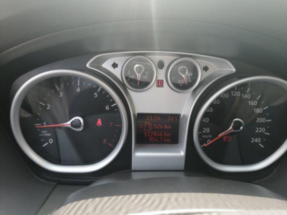 [上海·鲁A] 二手福特福克斯2013款 三厢经典 1.8L 自动基本型