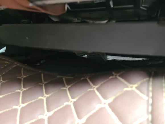 [青岛·鲁B] 二手路虎发现神行2017款 2.0T HSE