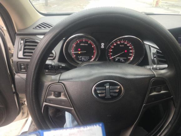 [青岛·鲁B] 二手奔腾奔腾B702014款 2.0L 自动豪华型