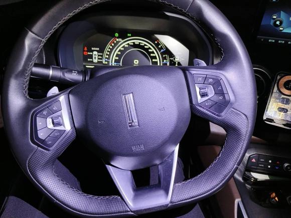 [深圳·粤B] 二手魏牌魏牌 VV72017款 2.0T 旗舰型