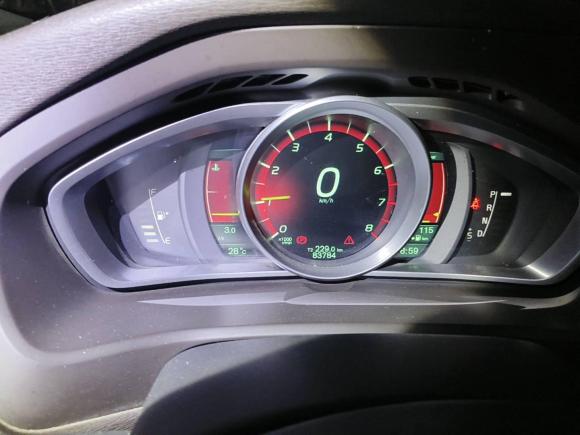 [济南·鲁A] 二手沃尔沃沃尔沃V402014款 Cross Country T5 AWD 智雅版