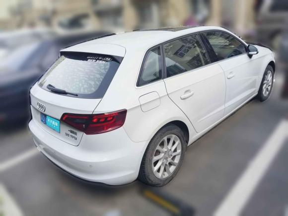 [青岛·鲁B] 二手奥迪奥迪A32016款 Limousine 35 TFSI 领英型