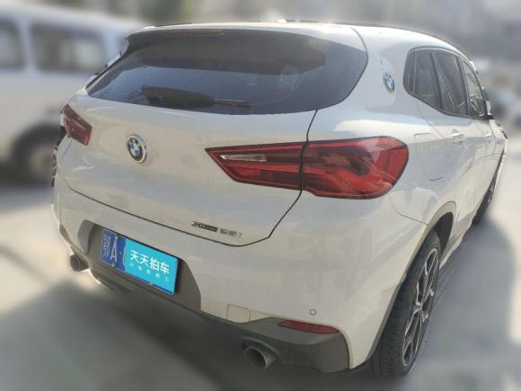 [武汉·鄂A] 二手宝马宝马X22018款 sDrive25i 尊享型M越野套装 国V