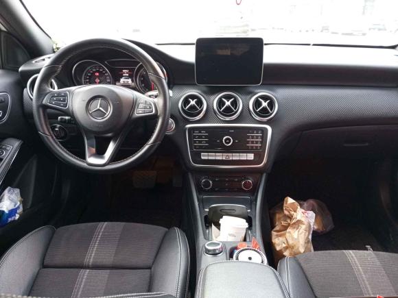 [台州·浙J] 二手奔驰奔驰A级2017款 改款 A 200 时尚型