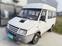 [南通·苏A] 依维柯依维柯得意2012款 2.5T-A35物流1版中顶