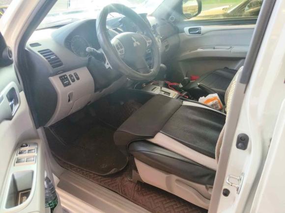 [武汉·鄂A] 二手三菱帕杰罗·劲畅2013款 3.0L 自动四驱行政版