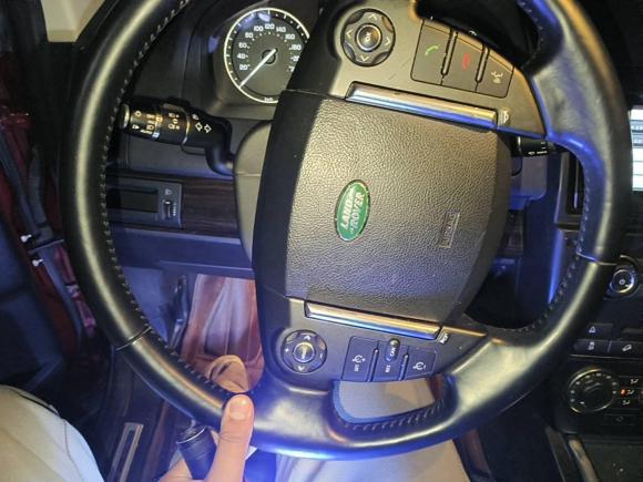 [成都·川X] 二手路虎神行者22013款 2.2T SD4 SE柴油版