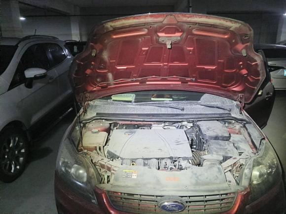 [金华·浙G] 二手福特福克斯2011款 两厢 1.8L 自动时尚型