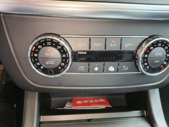 [广州·湘D] 二手奔驰奔驰M级2012款 ML 350 动感型