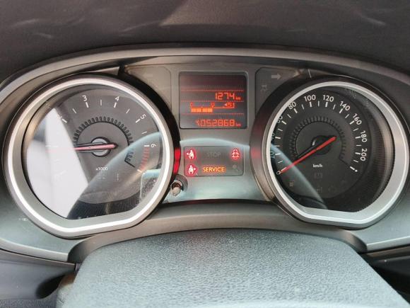 [北京·京J] 二手雪铁龙雪铁龙C3-XR2015款 1.6L 手动时尚型