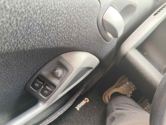 [上海·沪B] 二手smartsmart fortwo2009款 1.0 MHD 硬顶 style版