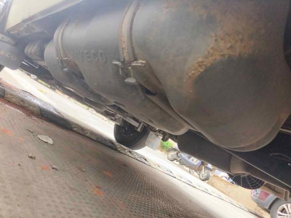 [义乌·浙G] 二手依维柯依维柯得意2020款 2.5T A35客车单胎中顶5-9座侧移门国VI