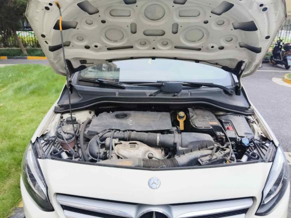 [上海·皖N] 二手奔驰奔驰B级2015款 B 200 时尚型