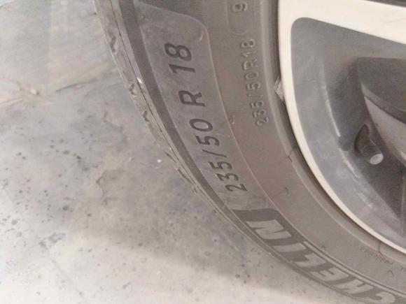 [深圳·粤B] 二手奔驰奔驰GLA2016款 GLA 220 4MATIC 时尚型