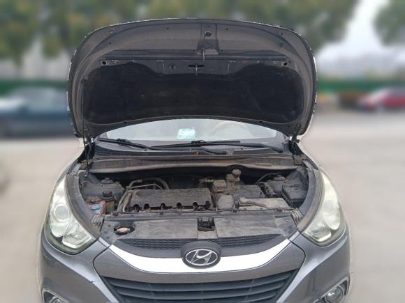 [芜湖·皖B] 二手现代北京现代ix352010款 2.0L 自动两驱精英版GLS