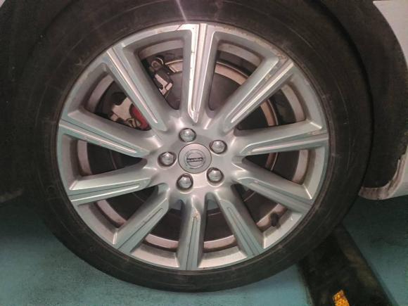 [济南·鲁A] 二手沃尔沃沃尔沃S902020款 T5 智逸豪华版